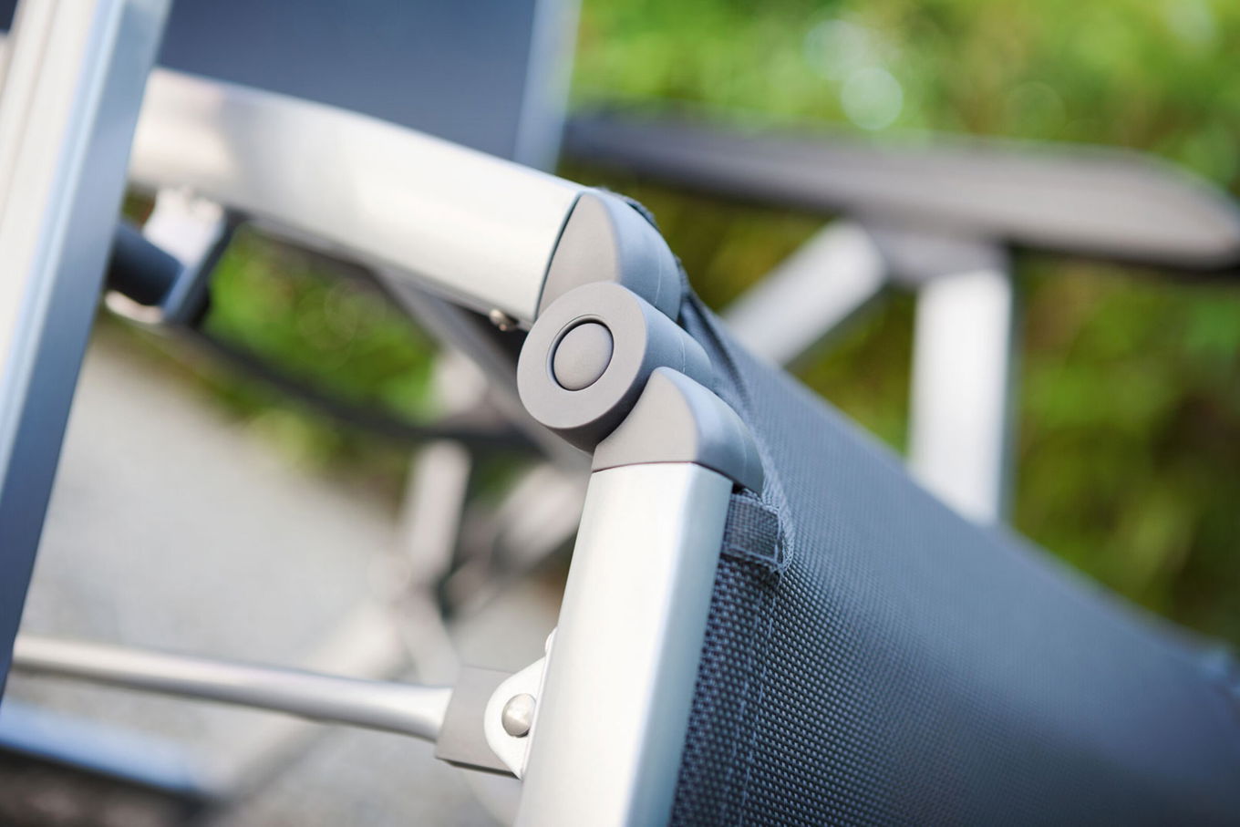 10706-1  3 2f5a591da7751fdc4460065747b4ee6120b71081