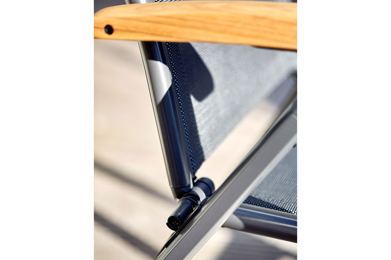 24166  13 e8d4fed0fc790464f1970a29413d7f3249a50f13