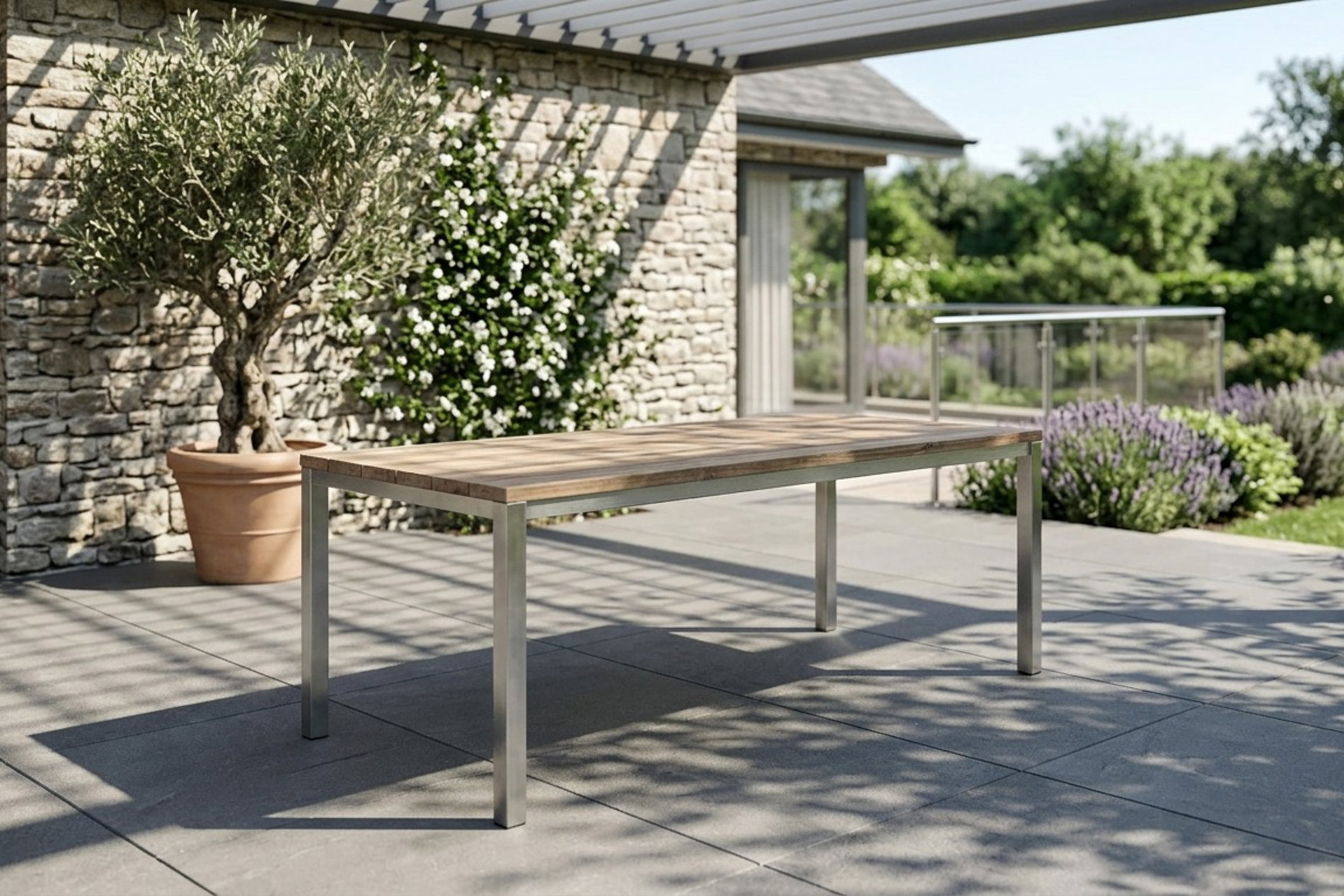 OUTFLEXX Esstisch, silber/natur, Edelstahl/ recyceltes Teak, 180x90cm, rustikal gebürstet, FSC®-zertifiziertes Produkt