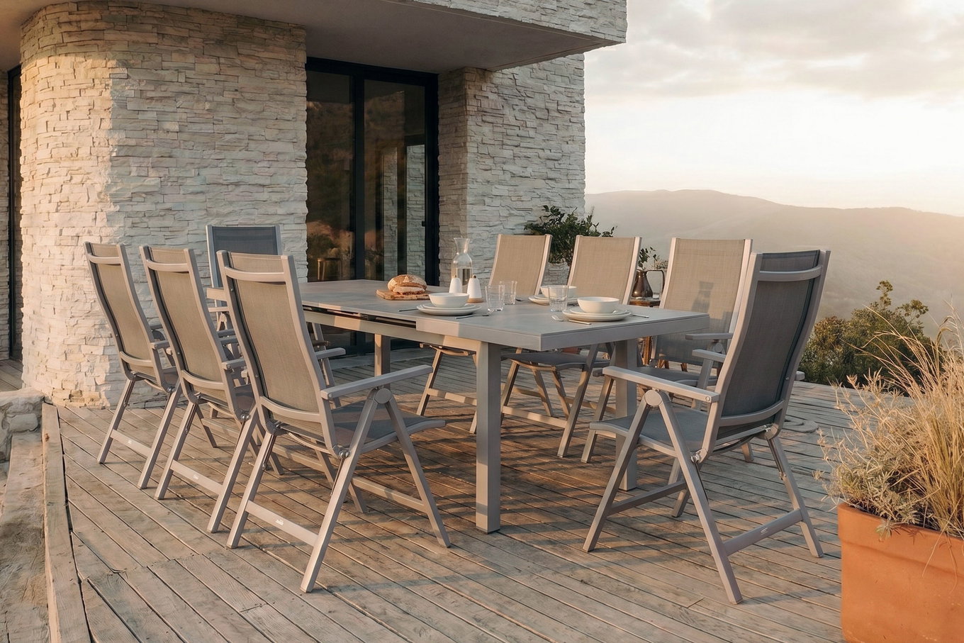 OUTFLEXX Premium Garten-Essgruppe, silber/grau, Alu/Textilene, Ausziehtisch 180/240 x 100 cm, 8 Klappstühle