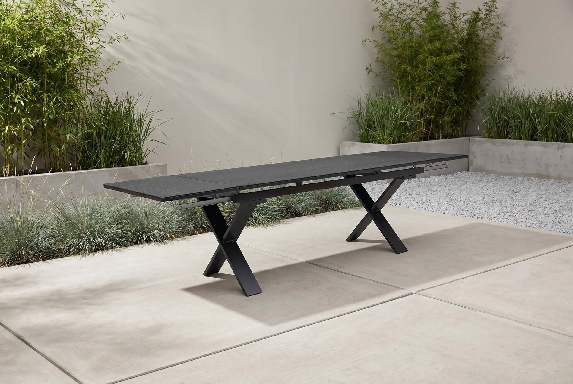 OUTFLEXX Toronto Ausziehtisch, anthrazit, Alu/Spraystone, 180/280x100cm, Schubladenauszug OUTFLEXX Toronto Ausziehtisch, anthrazit, Alu/Spraystone, 180/280x100cm, Schubladenauszug