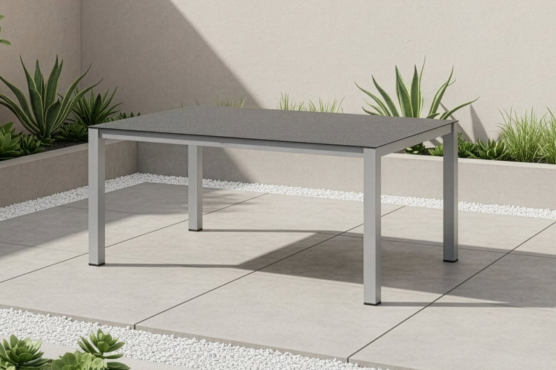 OUTFLEXX Esstisch, silber/anthrazit, Aluminium/Spraystone, 160x95 cm OUTFLEXX Esstisch, silber/anthrazit, Aluminium/Spraystone, 160x95 cm