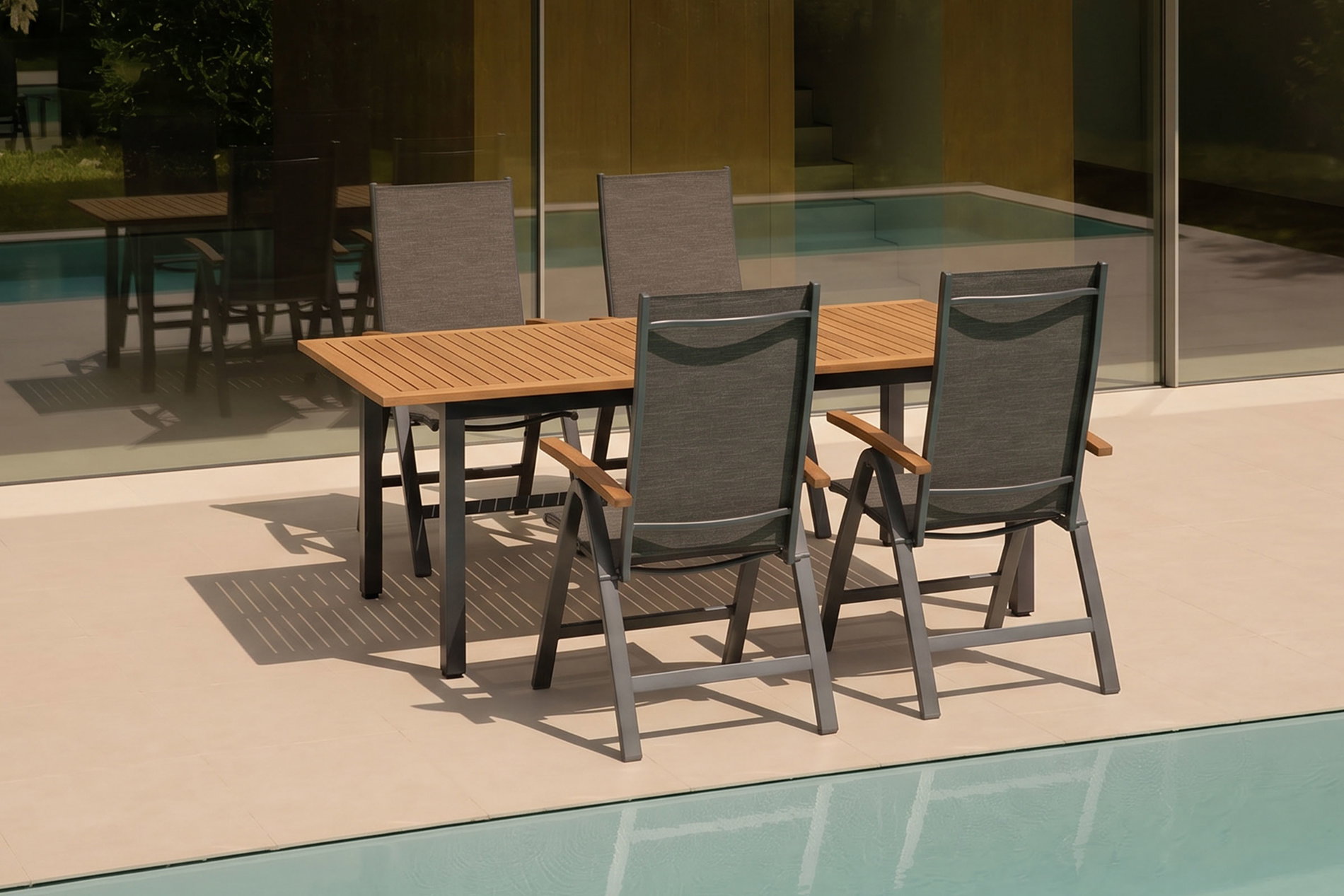 VILLANA Garten-Essgruppe, schwarz/grau, Aluminium/Eukalyptus, Tisch 150/200 x 90 cm, 4 Klappstühle, robust, ausziehbar, witterungsbeständig, FSC®-zertifiziertes Produkt VILLANA Garten-Essgruppe, schwarz/grau, Aluminium/Eukalyptus, Tisch 150/200 x 90 cm, 4 Klappstühle, robust, ausziehbar, witterungsbeständig, FSC®-zertifiziertes Produkt