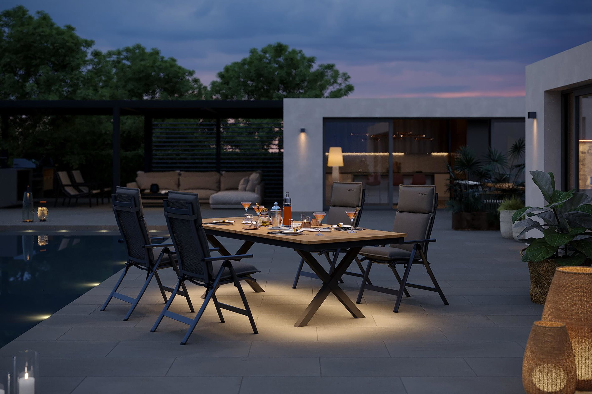 OUTFLEXX Luminara Garten-Essgruppe, anthrazit matt/natur, Alu / Holzimitat / Textilen, 240 x 100 cm, 4 Klappstühle, 4 Auflagen, mit LED-Beleuchtung