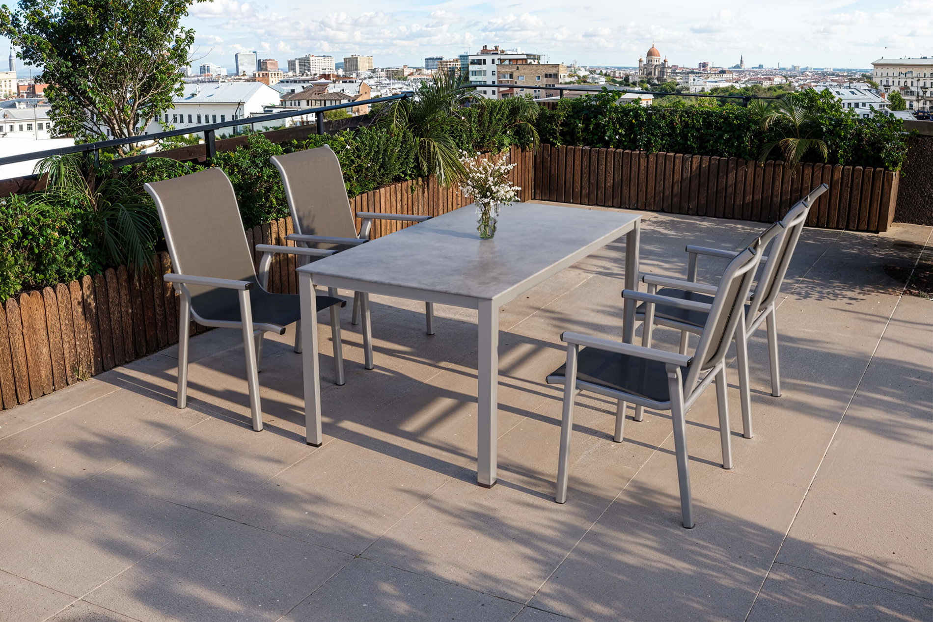 KETTLER BasicPlus Pro Garten-Essgruppe, silber/anthrazit, Alu/Textilene, Tisch 160 x 90 cm, 4 Stapelsessel KETTLER BasicPlus Pro Garten-Essgruppe, silber/anthrazit, Alu/Textilene, Tisch 160 x 90 cm, 4 Stapelsessel